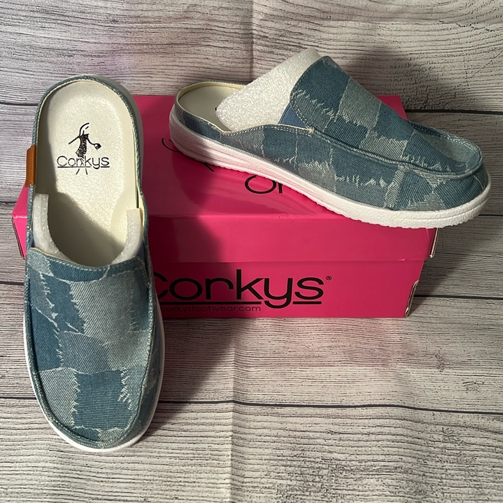 Corky’s Pontoon- Denim Patches Size 7